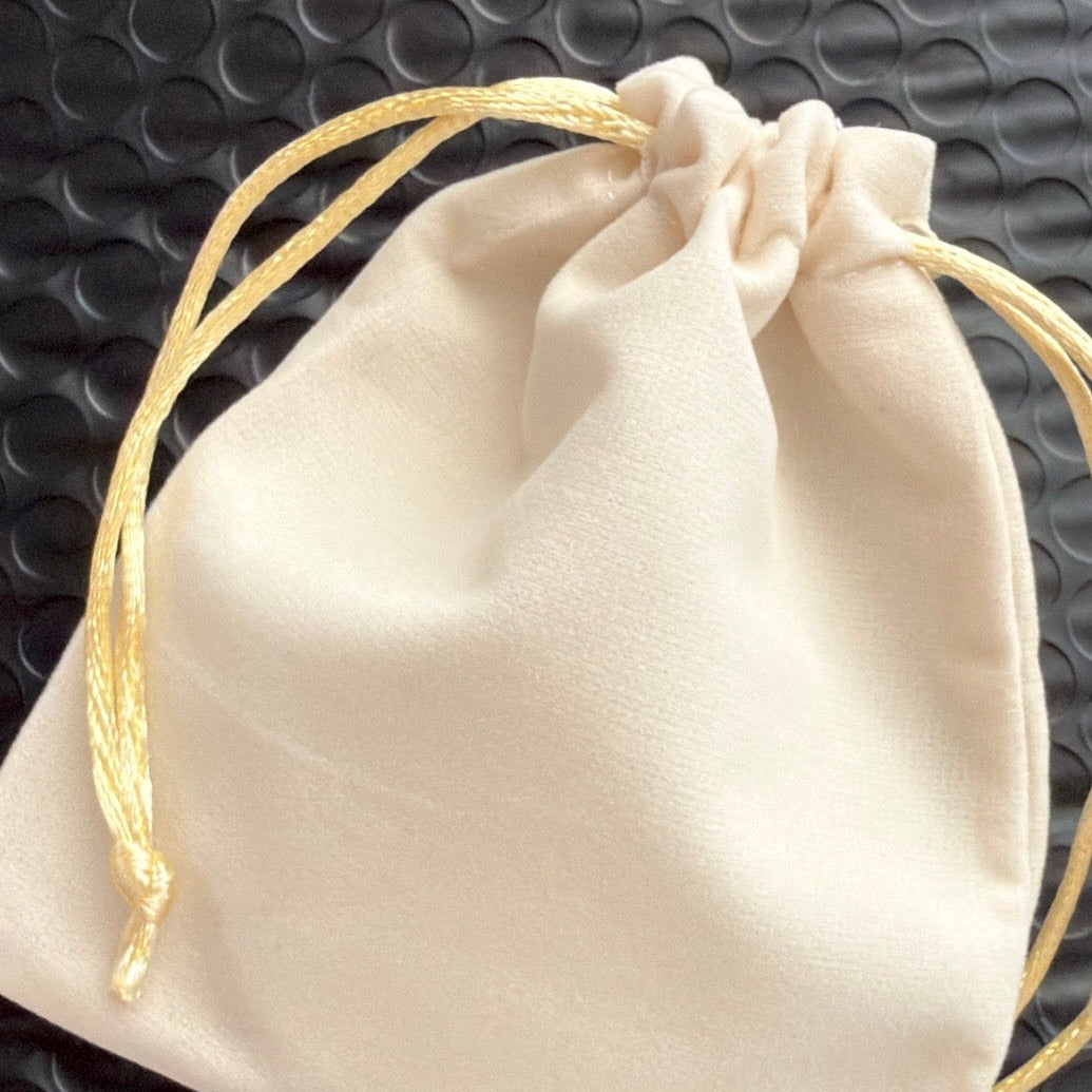 Elevated Great Pouch